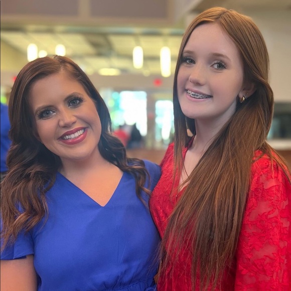 Meet your Posher, Hope - Picture 7 of 16